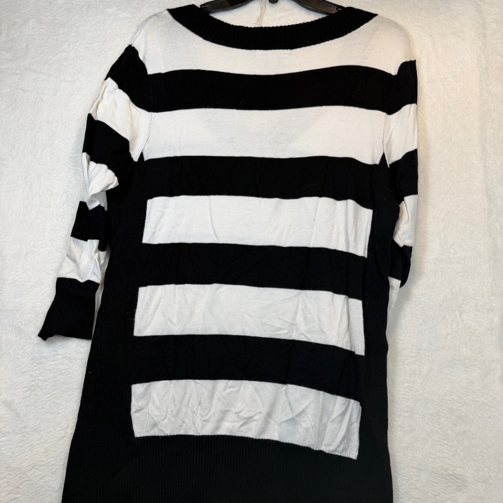 Style & Co Sweater Womens Size Large Black White Striped V-Neck Rayon Preppy - Picture 6 of 6